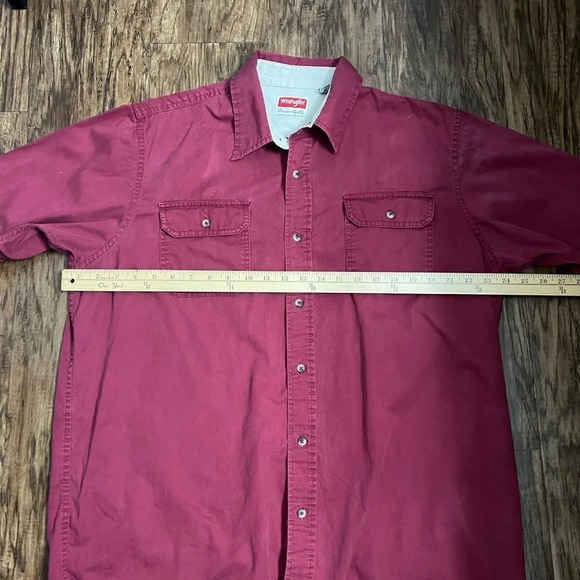 Premium Quality Wrangler button down shirt - Picture 4 of 5
